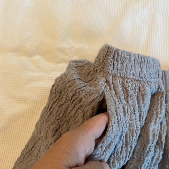 Out From Under Crinkle Elastic Pants Wide legs with drawstring size XS Gray - Picture 10 of 15